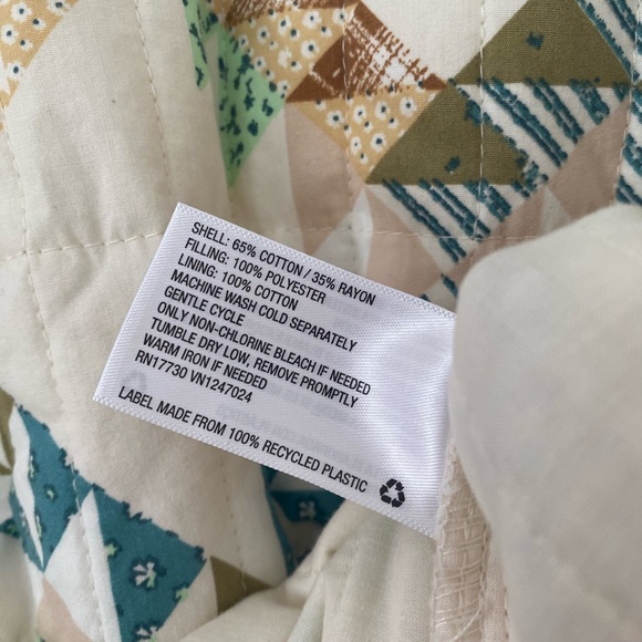 Universal Thread pullover - Picture 6 of 7